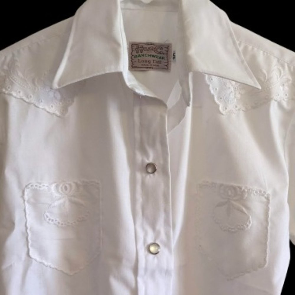 H BAR C Ranchwear Long Tail Vintage White Western Top with Eyelet